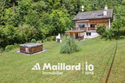 Photo 1 de l'annonce 1598529 - maison de deux logements