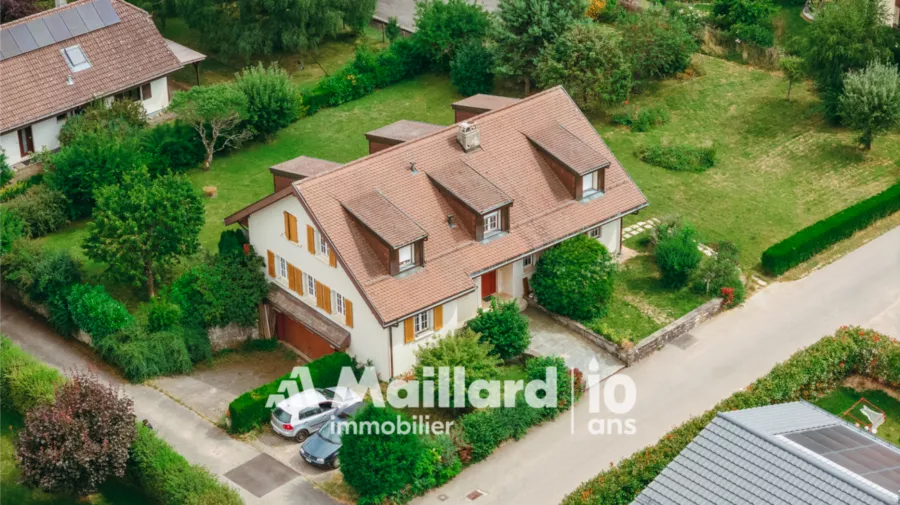 Maison: 212 m²
