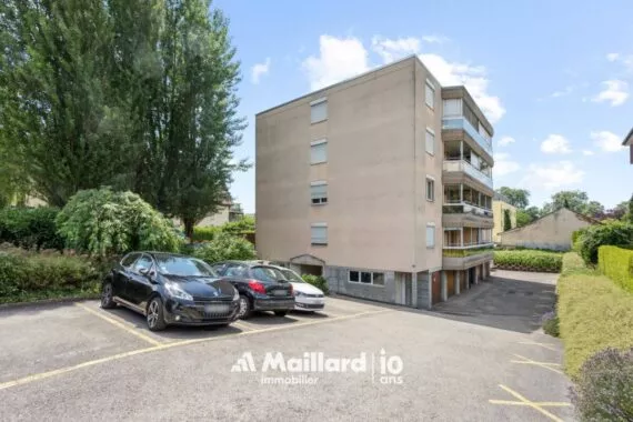 Sympathique appartement rénové de 2.5 pièces proche du centre-ville