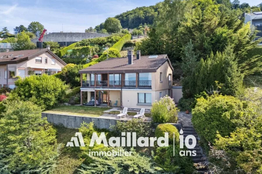 Maison: 195 m²