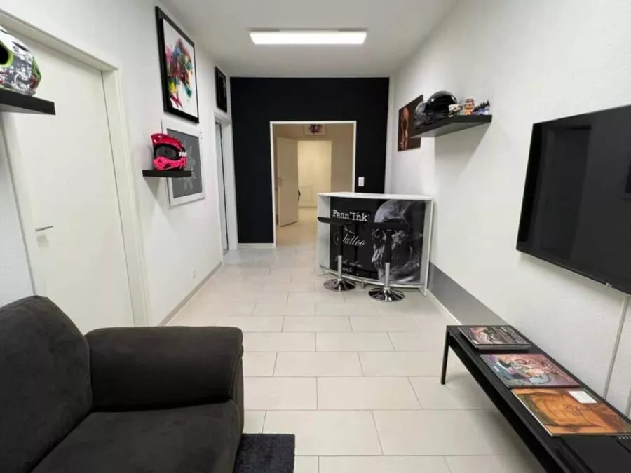 Bien commercial: 73 m²