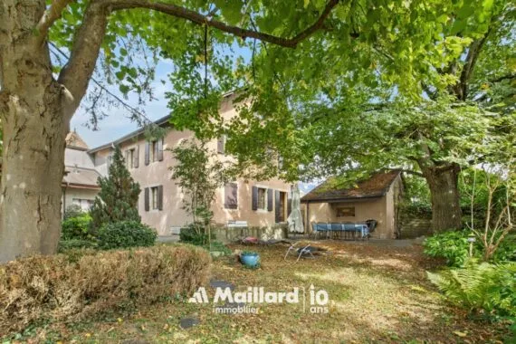 Champagne – Demeure de 7.5 pièces et logement indépendant