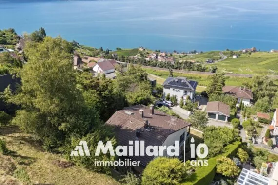 Villa de deux logements avec vue à couper le souffle