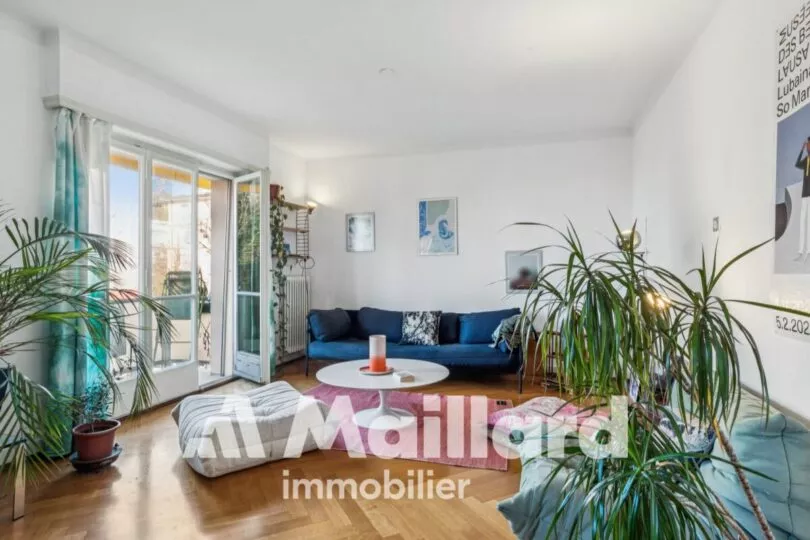 Appartement 2.5 pièces de 75 m² avec balcon – Hypercentre Lausanne
