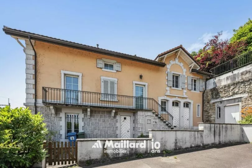 Grandson – 2 bâtisses historiques au bord du lac de Neuchâtel