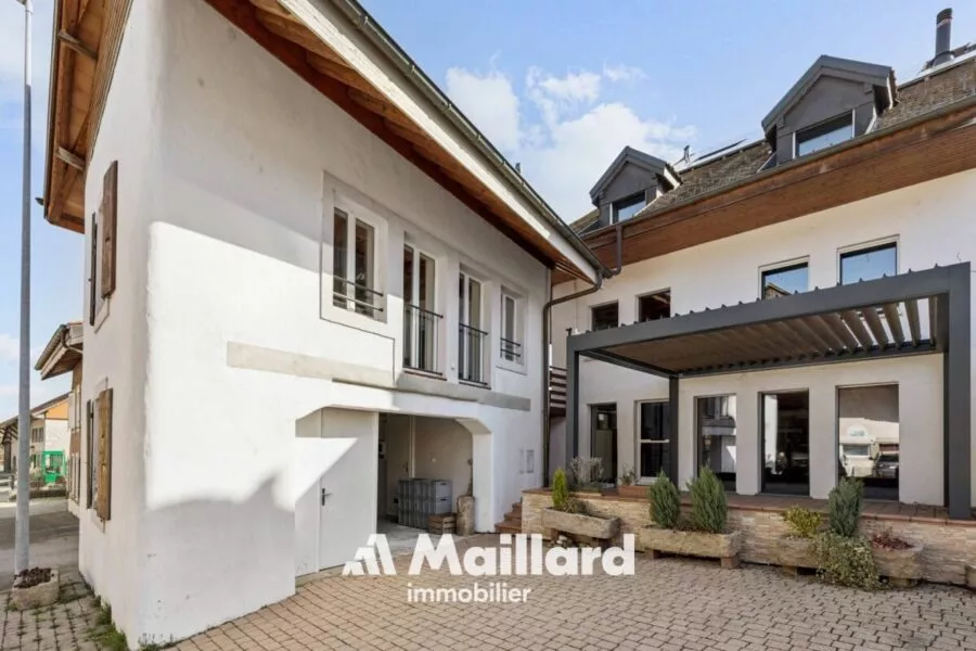 Valeyres-sous-Ursins – Superbe bâtisse entièrement rénovée avec studio-bureau indépendant