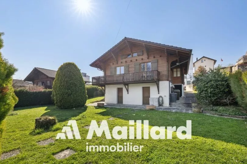 Terrain à bâtir avec chalet existant