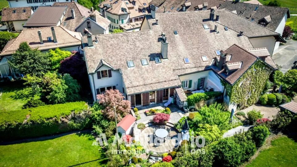 Charmant Immeuble de 3 logements