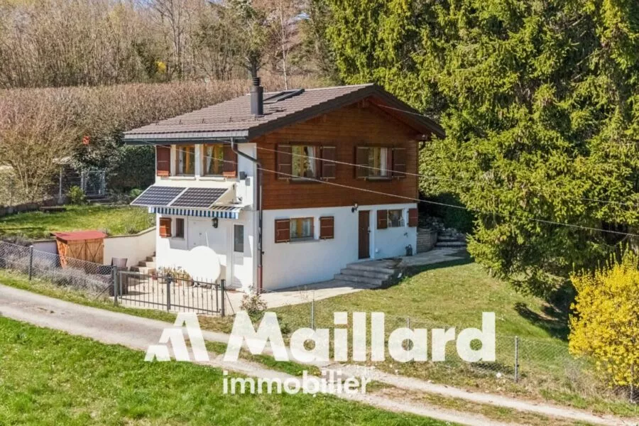 Charmant chalet individuel sur parcelle arborisée de 1’407 m²