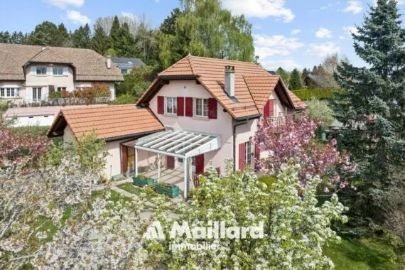 Charmante maison individuelle de 5.5 pièces à Mollie-Margot