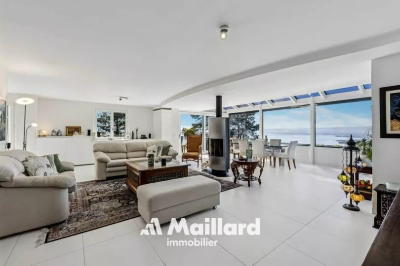 Maison avec magnifique vue à Grandvaux