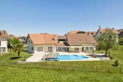 Suchy – Magnifique villa semi-individuelle de 5.5 pièces