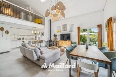 Villa-appartement coup de coeur avec grande terrasse et jardin