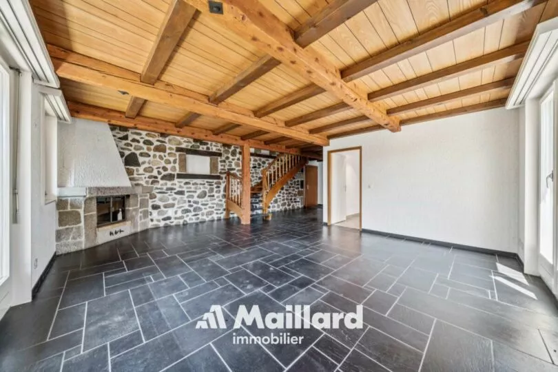 Un appartement familial aux volumes généreux au coeur du Vieux Bourg de Gland