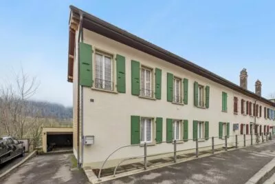 Vallorbe – Maison de 7p. à rénover avec atelier et jardin