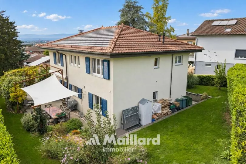 Villa indiviudelle de 7.5 pièces avec studio indépendant