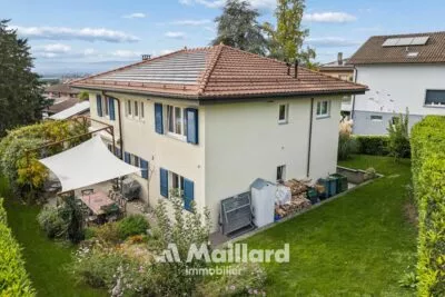 Villa indiviudelle de 7.5 pièces avec studio indépendant